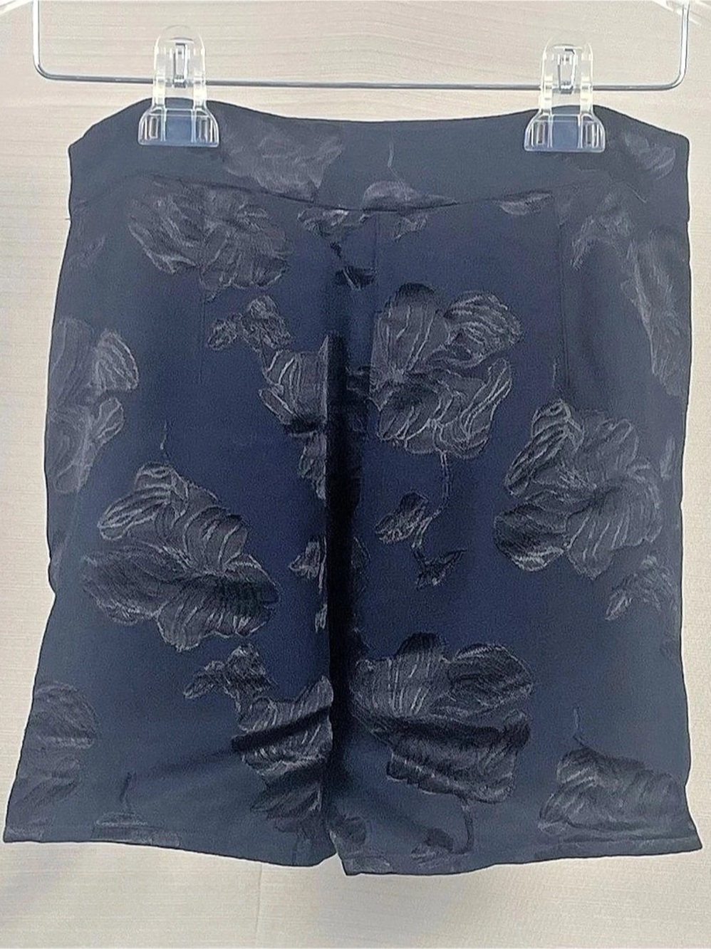 Dynamite Navy Floral Jacquard Shorts High Waist M